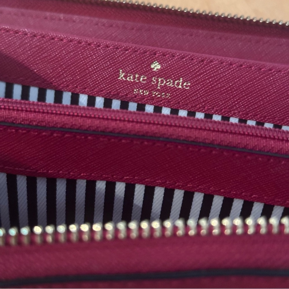 Kate Spade Raspberry Leather Wallet Sleek Design - Picture 3 of 11